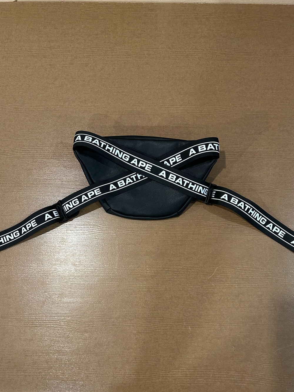 BAPE waist crossbody bag - Picture 2 of 2
